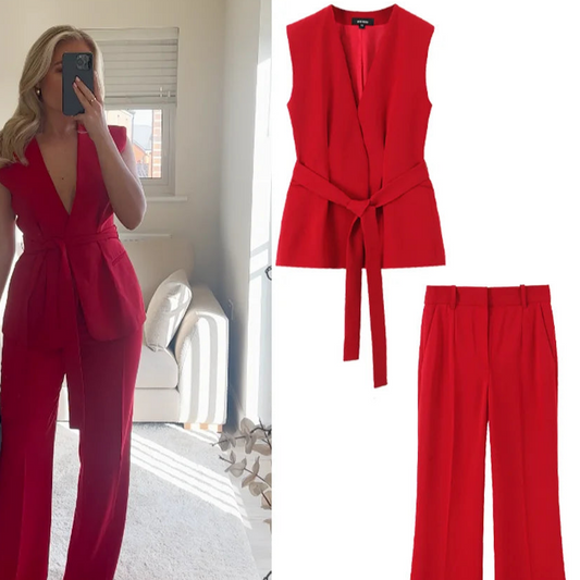Verel Red Flare Set